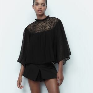 ZARA Embroidered Swiss Dot Top Size Medium NWT